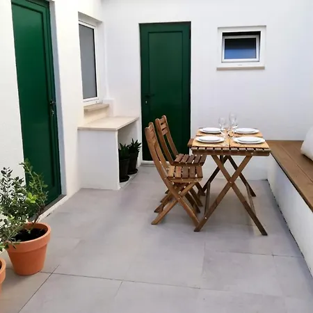 28 House Island - Ocean View, Patio With Barbecue, Perfect Location